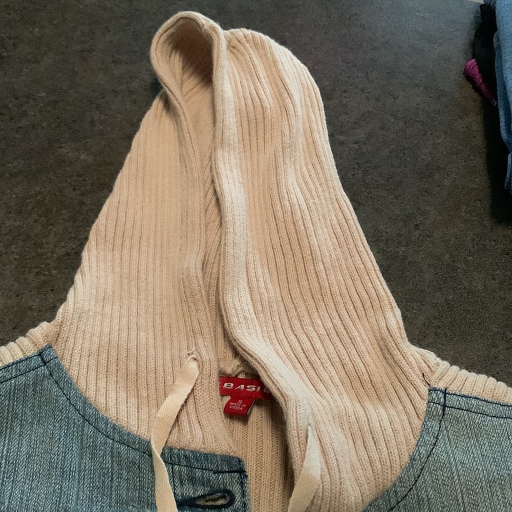 Jacket - Picture 3 of 3